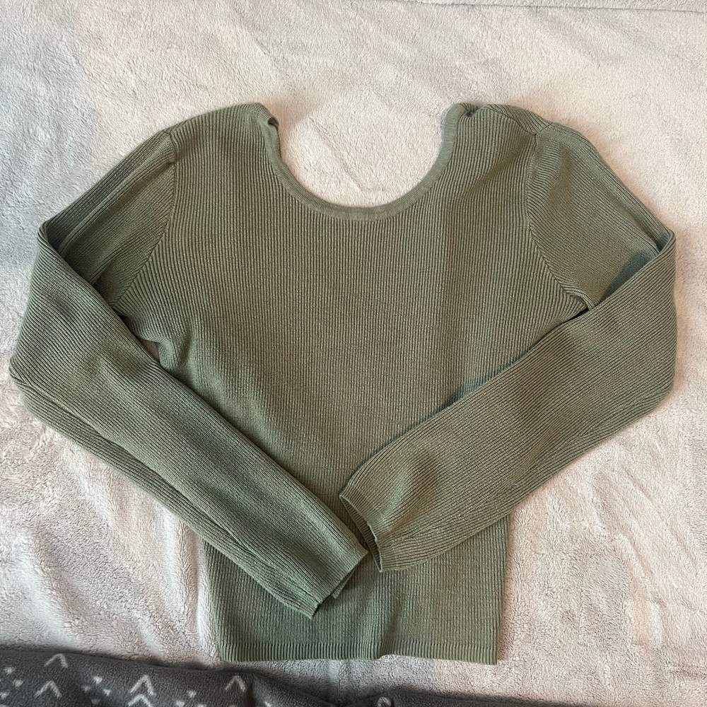 Cross back sweater